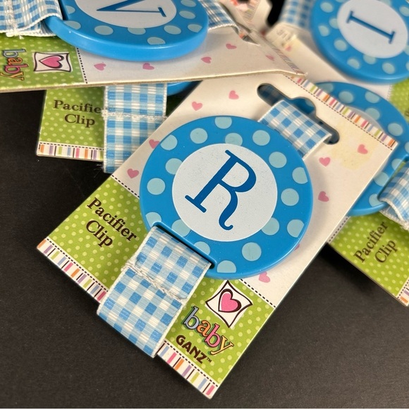 Lot of Pacifier Clips NEW - Picture 2 of 2